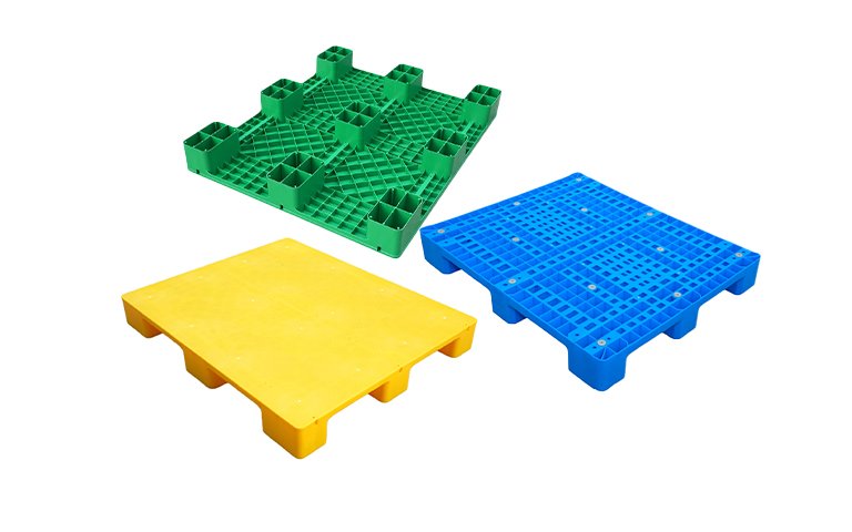 Lightweight 9-leg plastic pallets with solid and vented decks, ideal for floor use and one-way shipping.