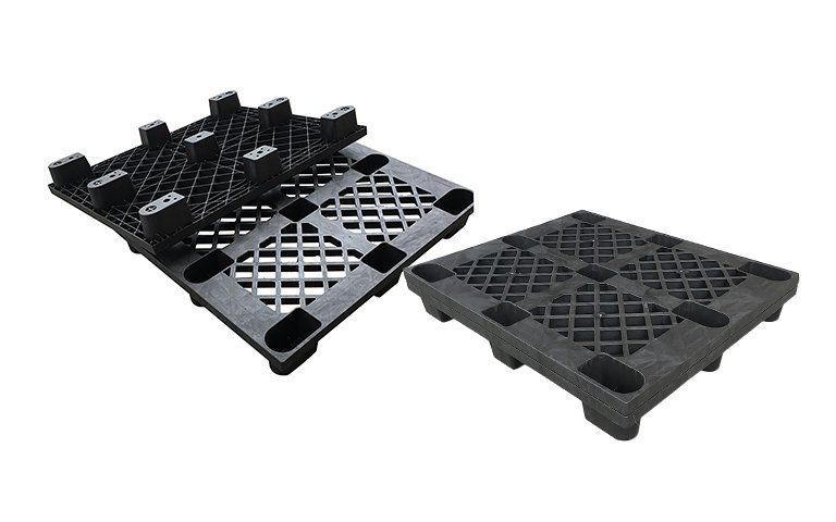 One-way export plastic pallets with 9-leg structure and ventilated deck, designed for single-use shipping applications.