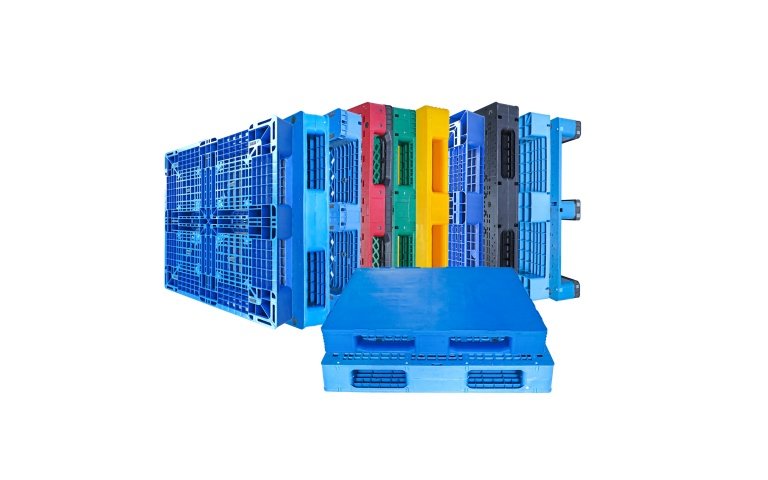 Stackable plastic pallets with bottom support deck and smooth surface, suitable for bulk storage and material handling.