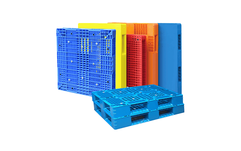 Heavy-duty reversible plastic pallets with double-sided flat decks, ideal for static storage and high load applications.