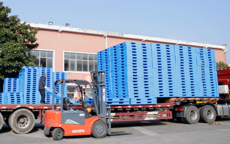 Hassle-Free Global Shipping